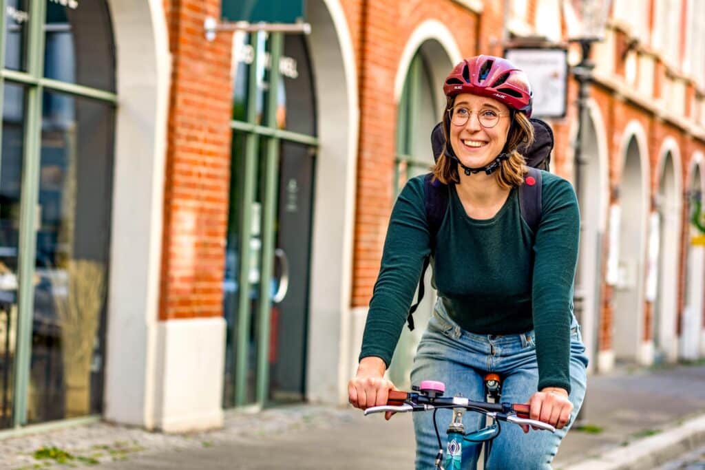 Swantje Schendel auf dem Fahrrad